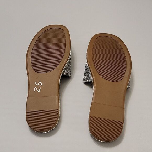 BRAND NEW Madden Girl BIJOUR WOMEN's RHONESTONE SLIDE SANDAL R3 - Picture 11 of 16